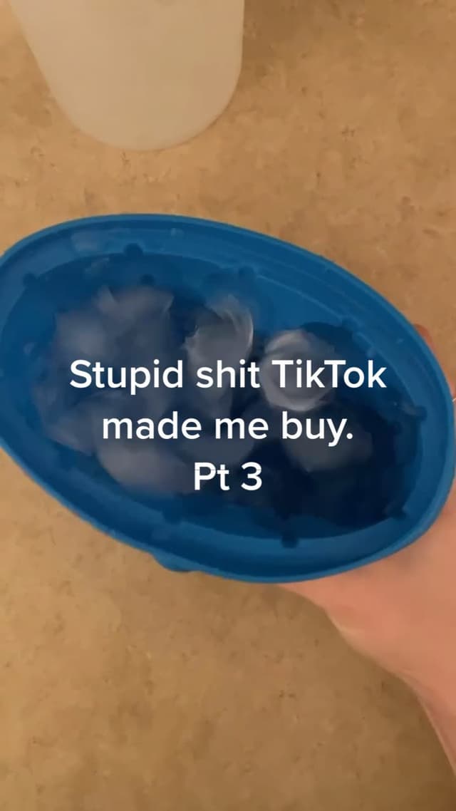 #tiktokmademebuyit #tiktokmademebuythis #gotitonamazon #amazonfinds #KitchenHacks #icecubetray #icemaker #ice #boughtitonamazon #fypp #iceice