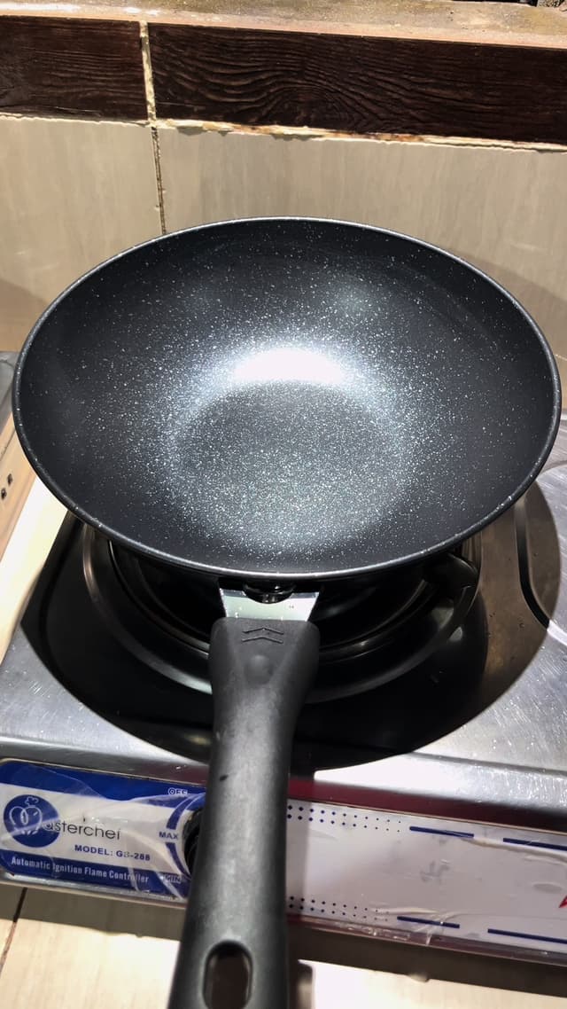 OGMY 30CM Non-stick wok pan high quality #fypシ #sulitfindsph #tiktokfinds #sulit #trendingitem🥰😍 #trendingvideo #legit💯 #matibay #mura 