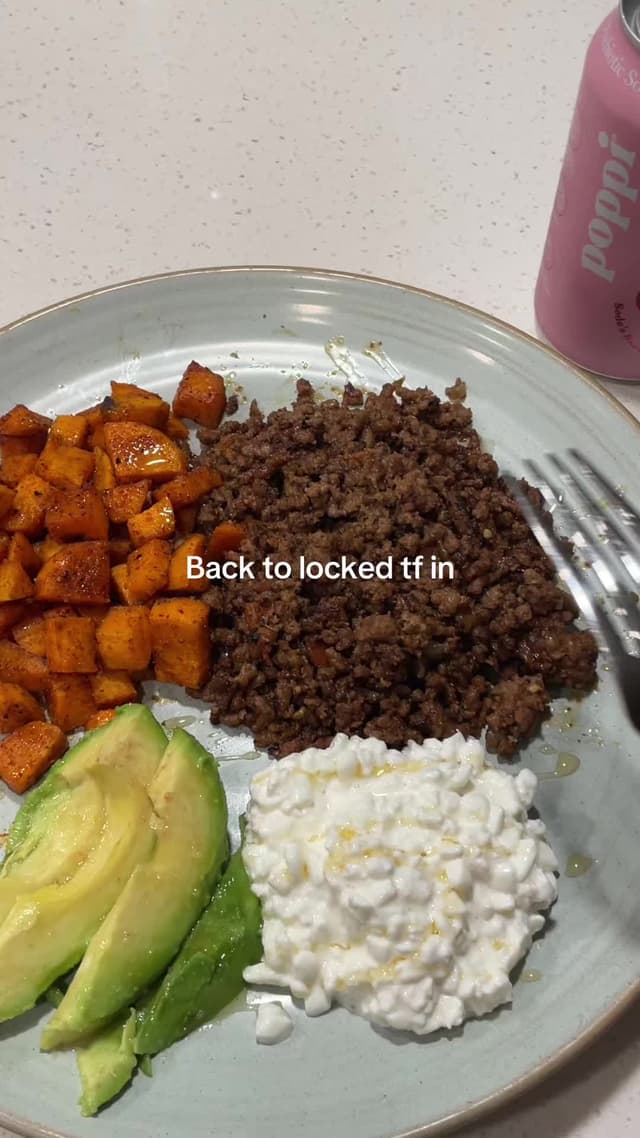 The viral high protein healthy dinner is really worthyyyyy so delish #healthyrecipes #healthychoices #cottagecheeserecipe #lockedin  #motivation 