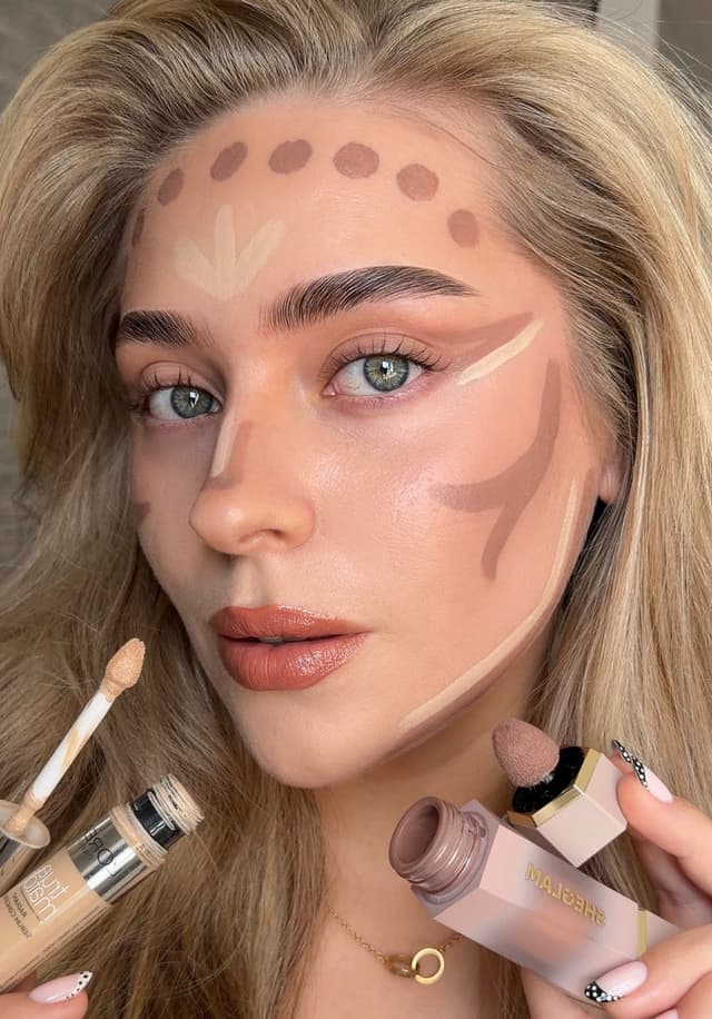 remember this…contour guide for a sculpted face ⭐️😗  what i used:  @SHEGLAM liquid contour duo in ‘tawny amber’  @L'Oréal Paris UK true match concealer in shade ‘1N light’  #makeup #contour #makeuphack #contourhack #beautyhacks 